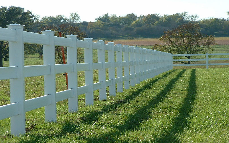 Vinyl Fences Offer a Good Alternative to Other Types of Fences