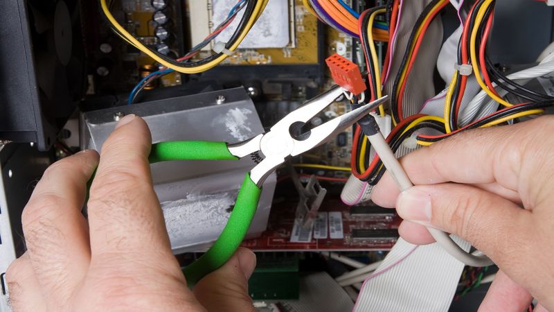 What to Expect When Working With the Best Electrical Contractors in Austin