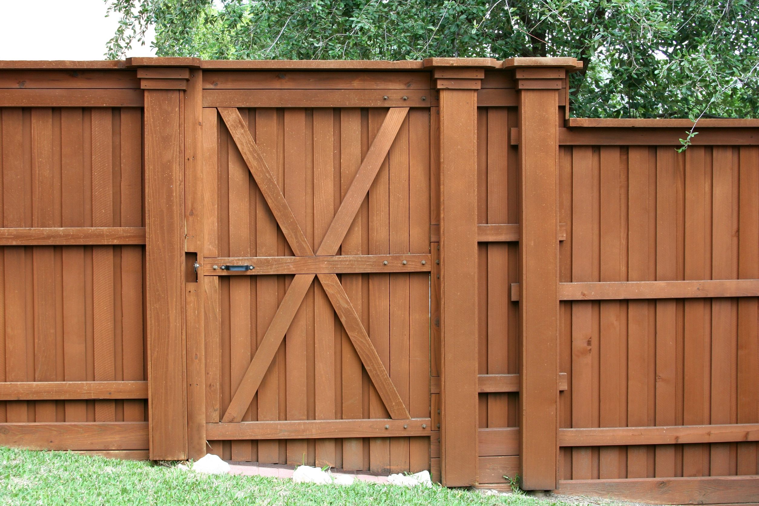 The Best Fence Company in Edmonton Can Help You Install Something Special